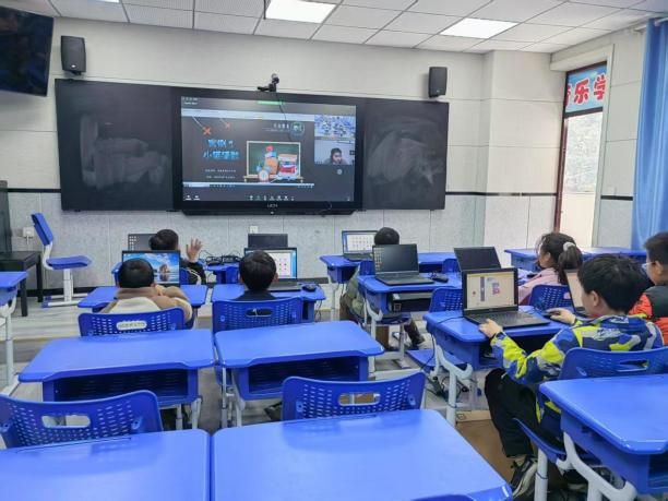 72828999ffabec2e233c2d547e20873